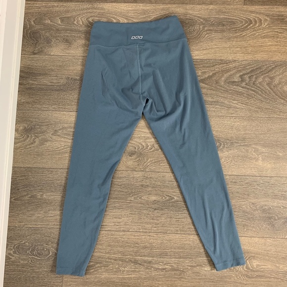 Lorna Jane Wrap Around Ankle Biter Leggings 7/8 length  Steel Blue Size Small - Picture 11 of 12